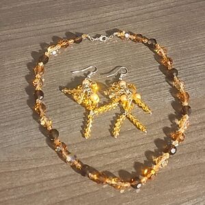 Necklace and earrings set